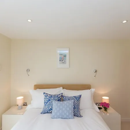 Carbis Sands Holiday home *